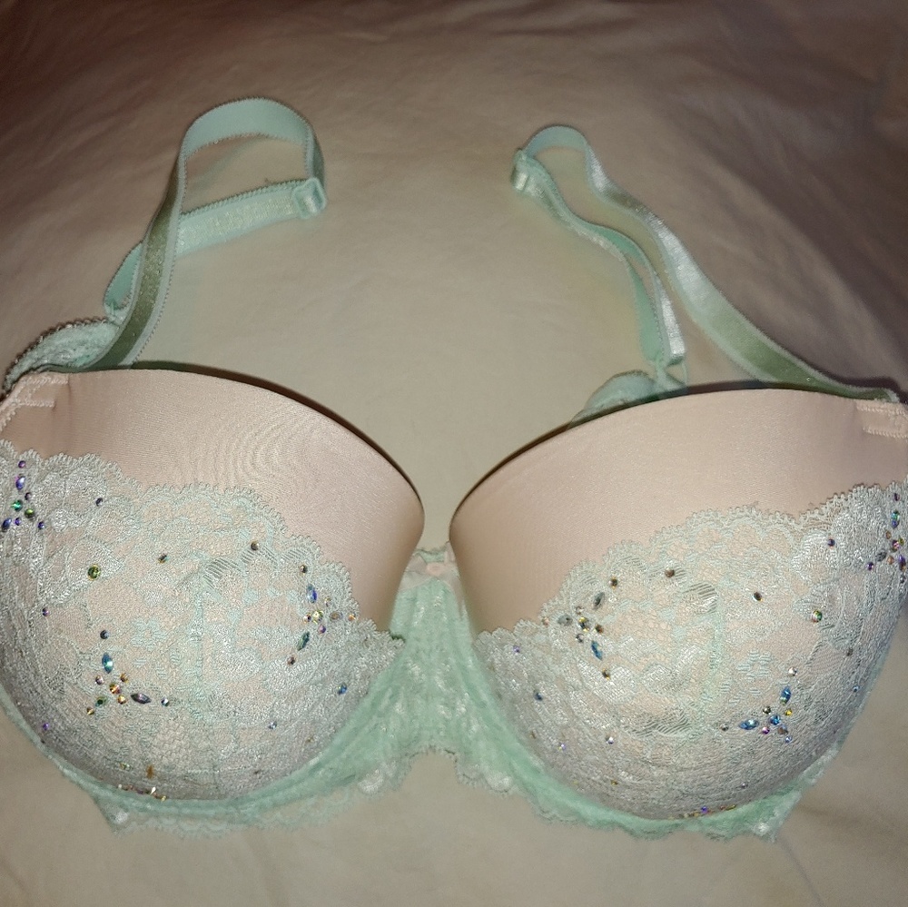 VS bra